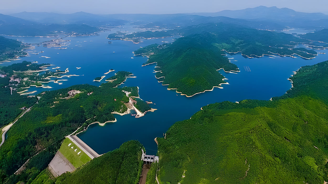 04湖南岳阳铁山水库_upscayl_5x_upscayl-standard-4x.jpg